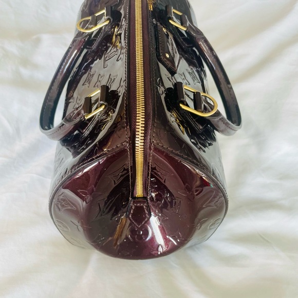 Louis Vuitton Montana Handbag Monogram Vernis Burgandy - Picture 6 of 16